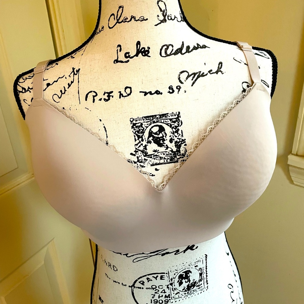 Maidenform wireless t shirt bra, 2XL